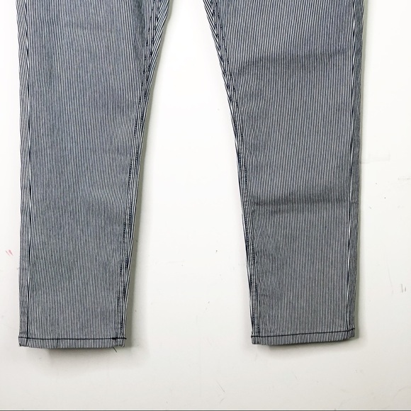 𝅺Joie Aerindis High rise skinny button fly jeans - Picture 6 of 11